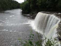 Picture of Tahquamenon Upper Falls